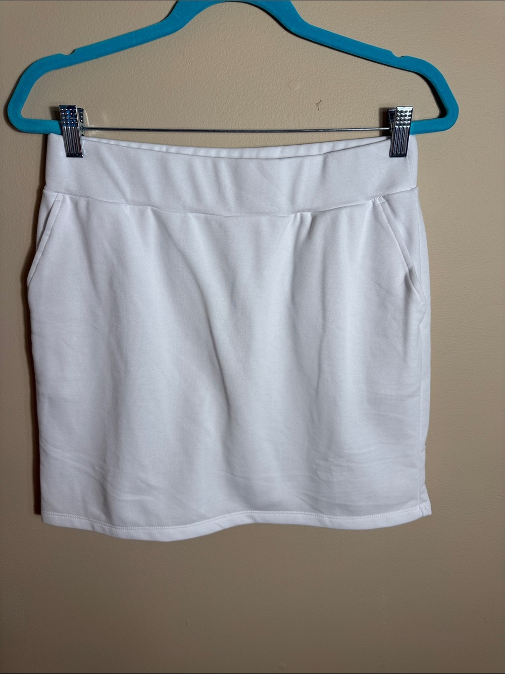 Belle by Kim Gravel White Knit Skort with Side Pockets